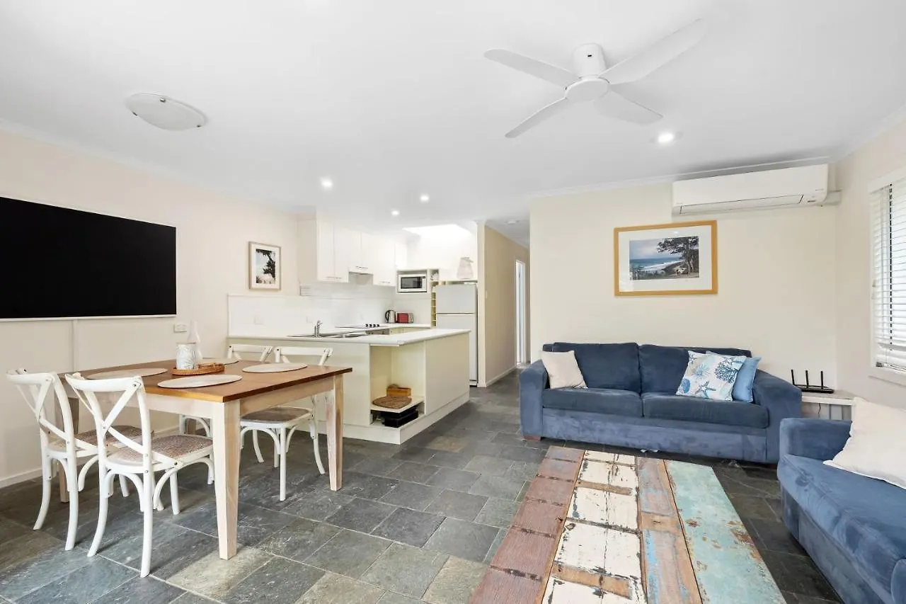 1 36 Alderly Tce Little Cove Apartment Noosa Heads Australia