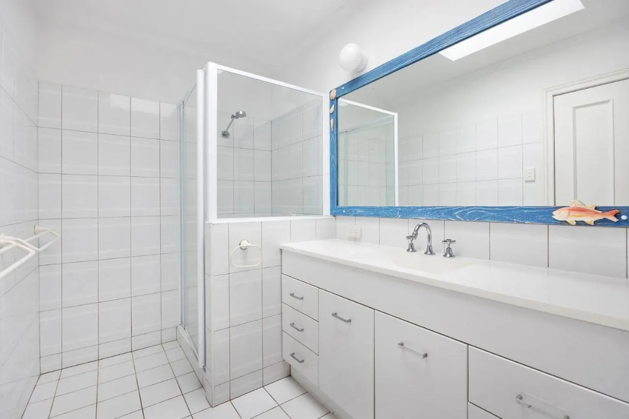 1 36 Alderly Tce Little Cove Apartment Noosa Heads